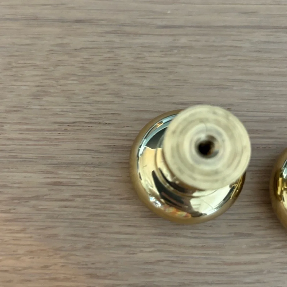 Set of‎ 2 cabinet door knobs Solid brass. New